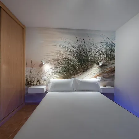 Apartmán Sunny - Jacuzzi, Jardin Privado, A Pie De Playa Con Parking