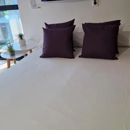 Apartmán Sunny - Jacuzzi, Jardin Privado, A Pie De Playa Con Parking