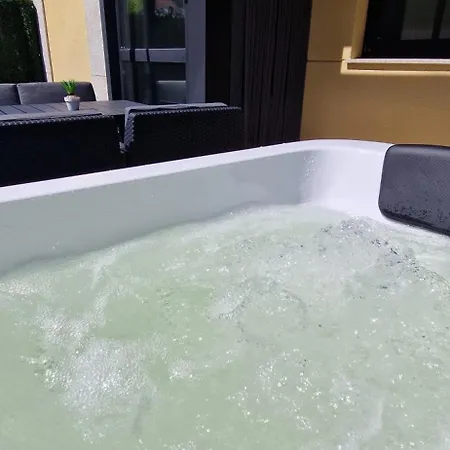 Sunny - Jacuzzi, Jardin Privado, A Pie De Playa Con Parking *